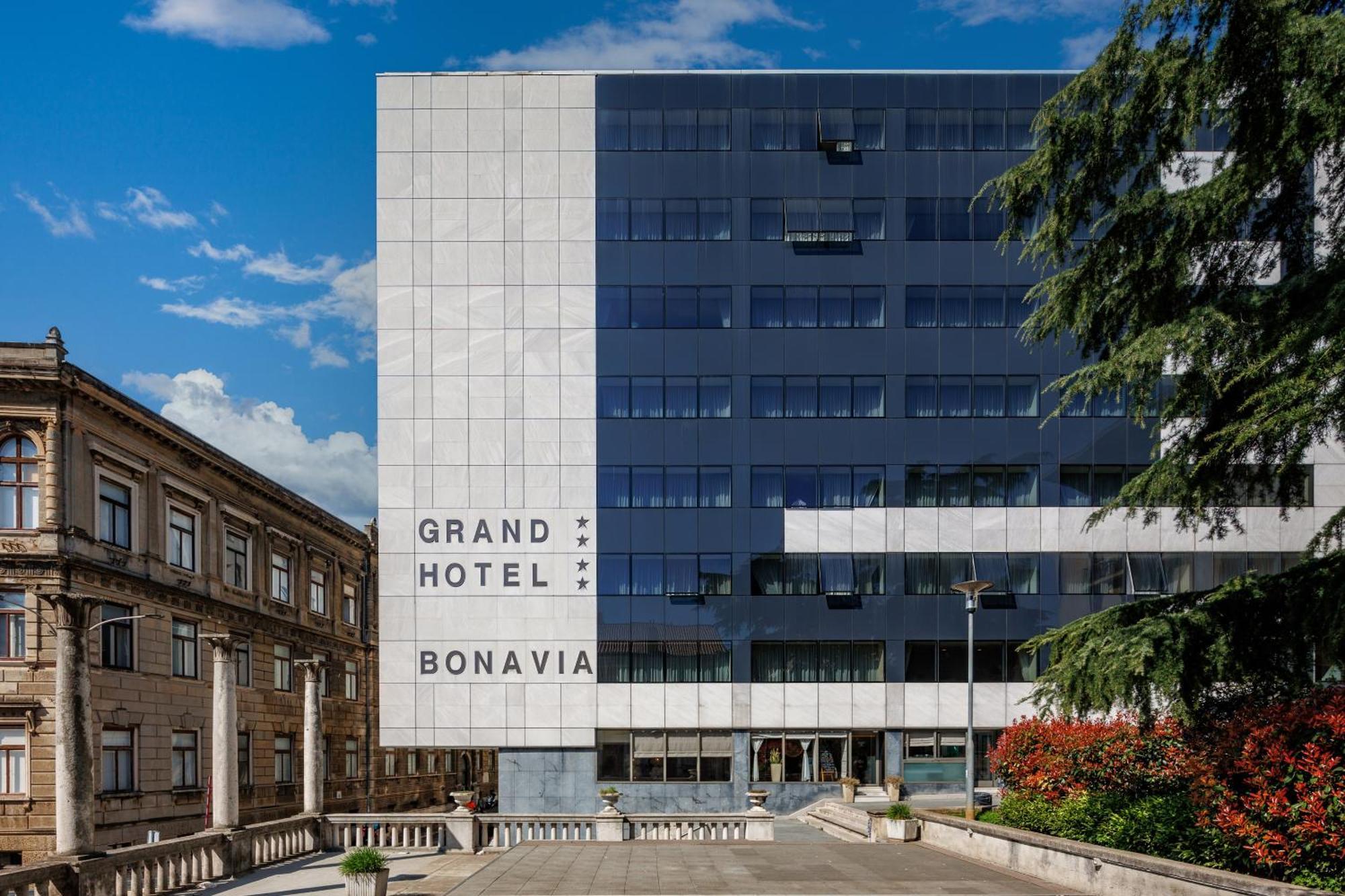 Grand Hotel Bonavia Rijeka Exterior foto